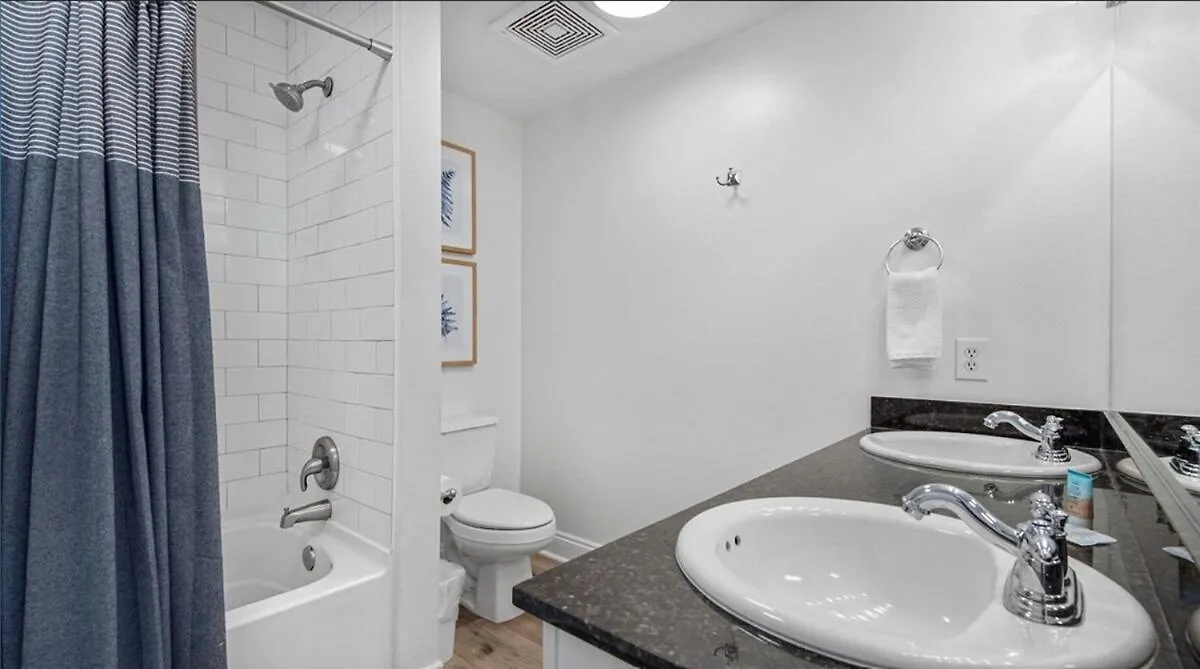 Apartment Calypso 302 West Direct Beach Front Awesome! Panama City Beach